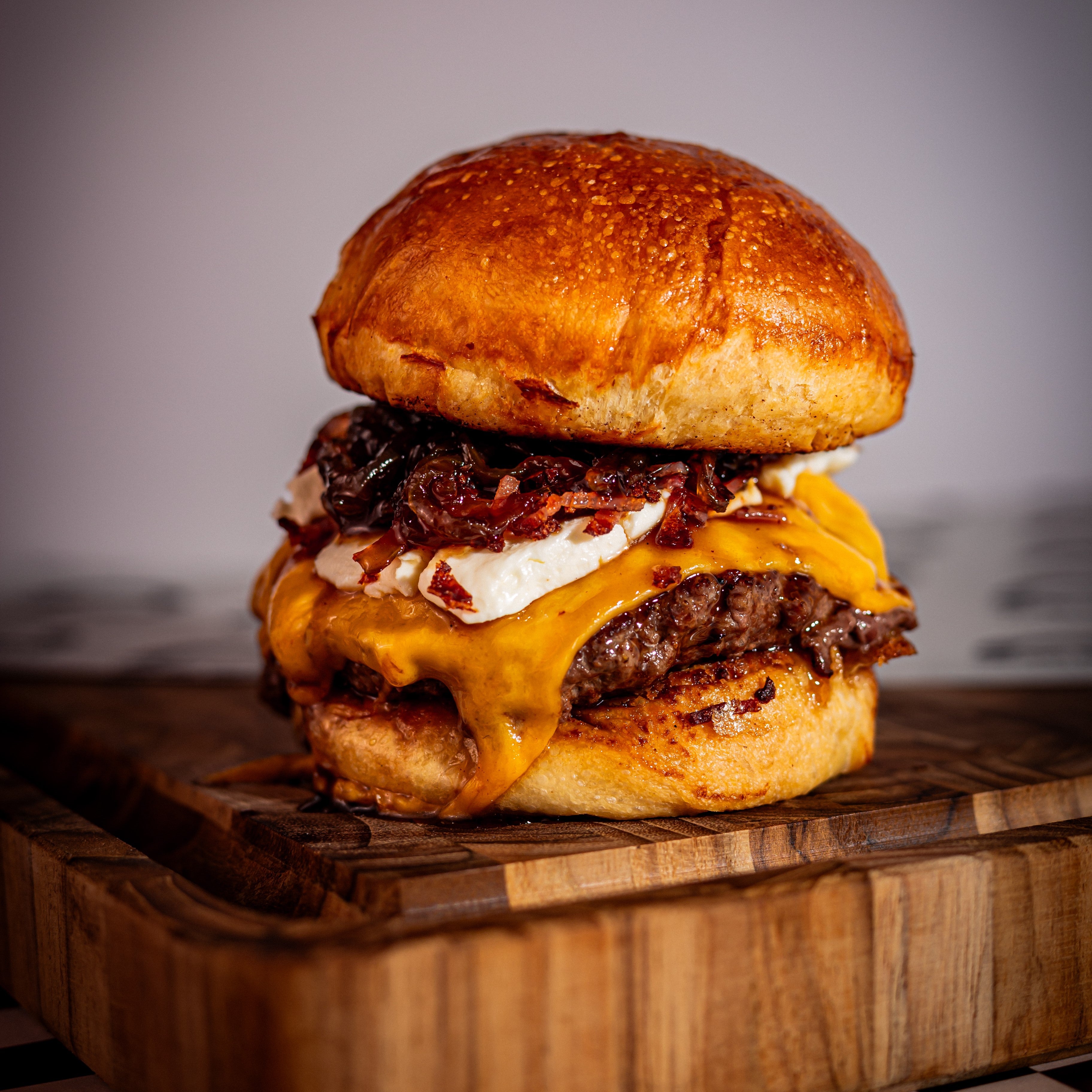 Hamburguesa Black Confit